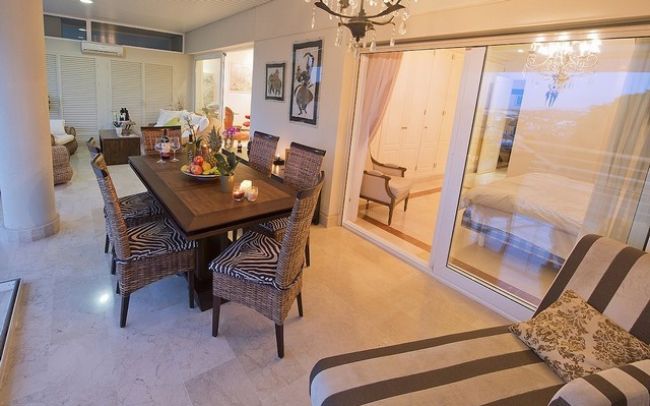 Luxury ground floor apartment in Nueva Andalucia