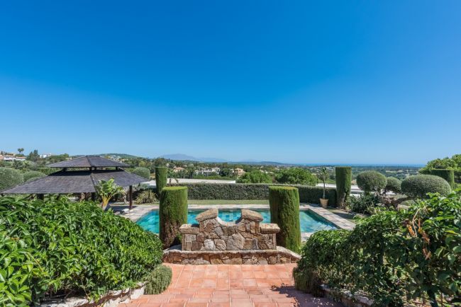 Villa til salgs i Almenara, Sotogrande Alto
