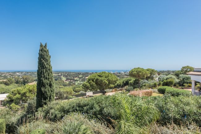 Villa til salgs i Almenara, Sotogrande Alto