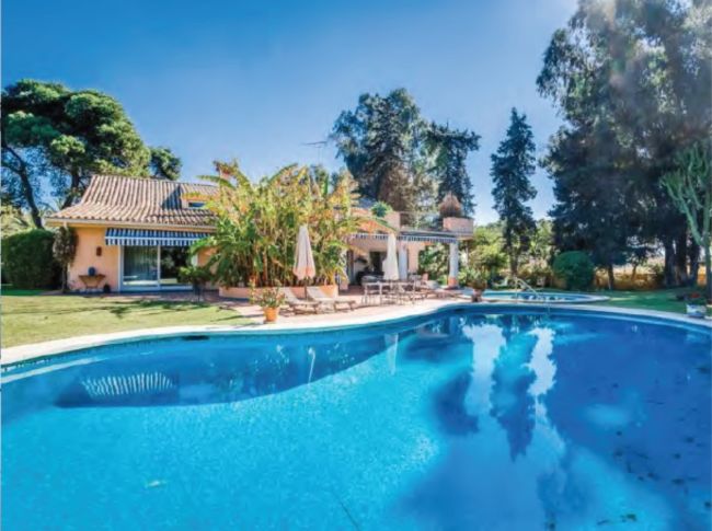 Villa zu verkaufen in Estepona
