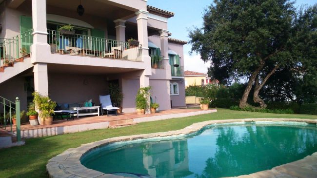 Villa til salgs i Torreguadiaro, Sotogrande