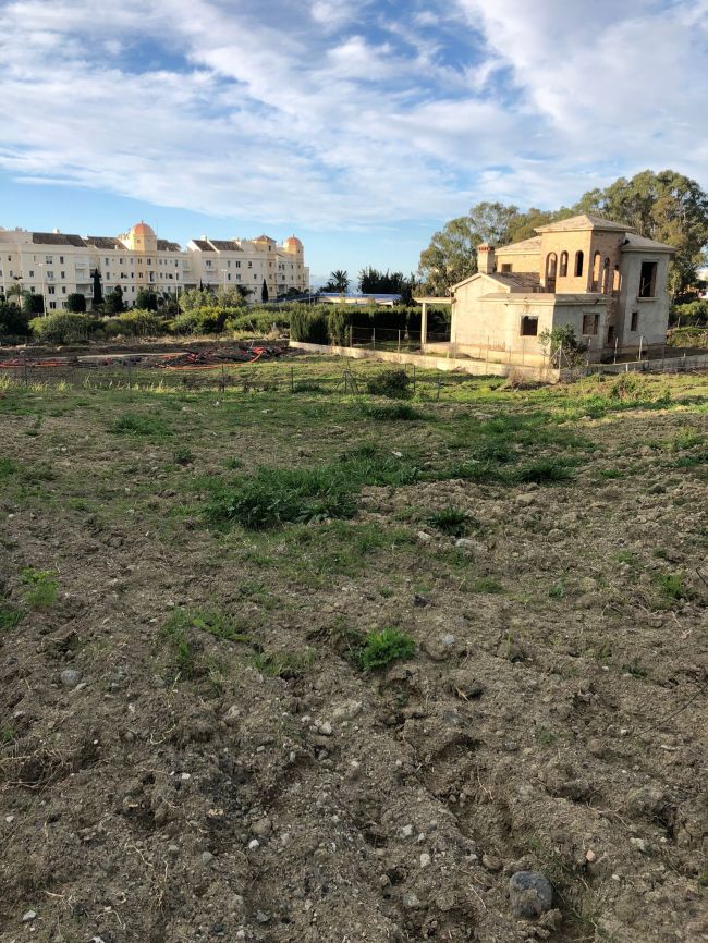 Grundstück zu verkaufen in Selwo, Estepona Ost