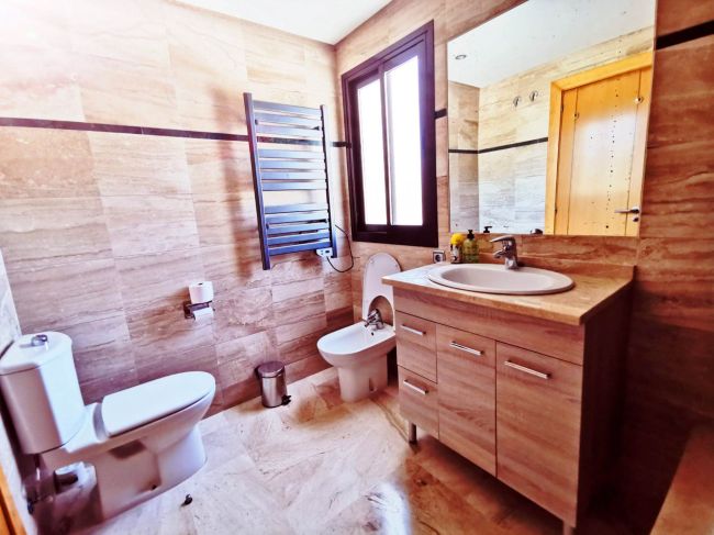 Toppleilighet til salgs i Doña Julia, Casares