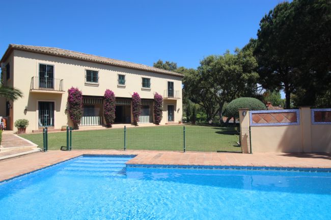 Villa til salgs i Sotogrande Alto