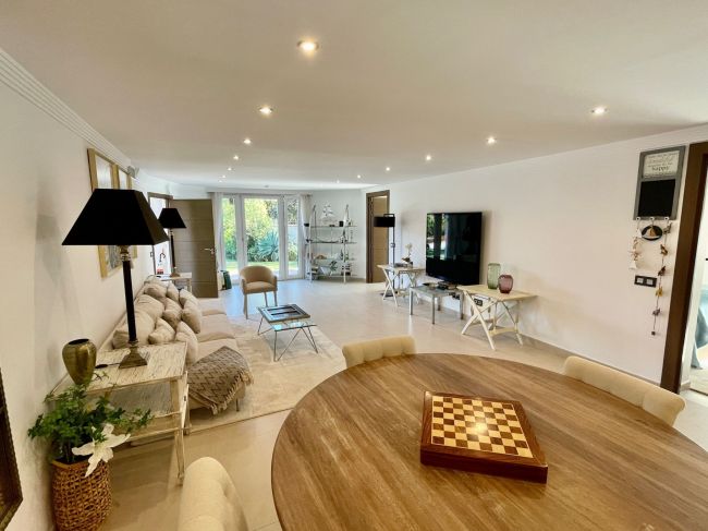 Villa til salgs i San Pedro de Alcantara