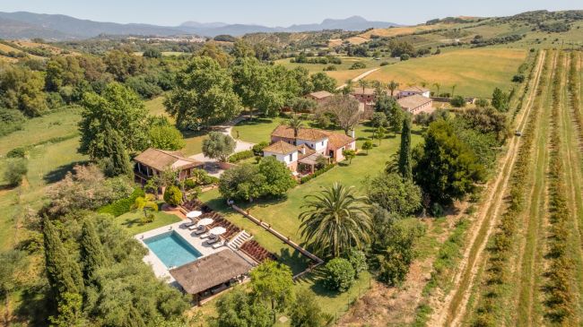 Finca zu verkaufen in Jimena de La Frontera
