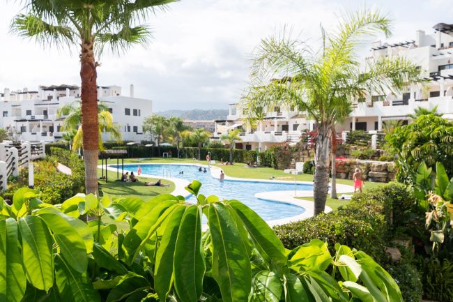 Wohnung zu verkaufen in La Resina Golf, Estepona Ost