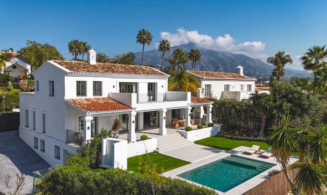 Villa zu verkaufen in Nueva Andalucia, Marbella