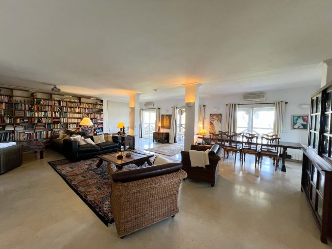 Villa til salgs i Zona B, Sotogrande Costa