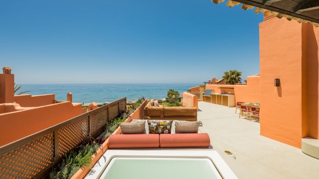 Exquisites Vierbettzimmer, Strand Duplex Penthouse in La Morera, Reserva de Los Monteros