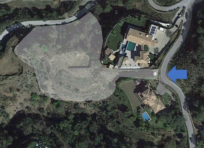 Priviligert tomt som ligger i et av Europas mest ønskelige portsamfunn La Zagaleta