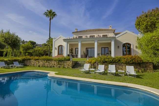 Villa till salu i Los Flamingos, Benahavis