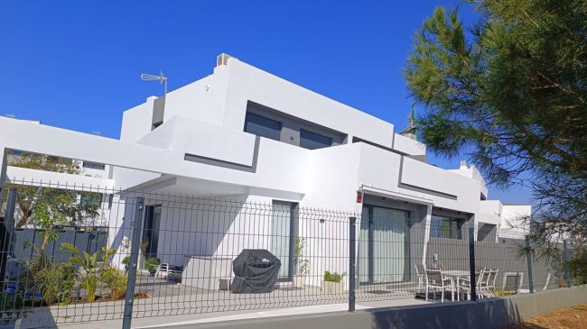 Doppelhaushälfte zu verkaufen in Torre del Mar, Vélez-Málaga