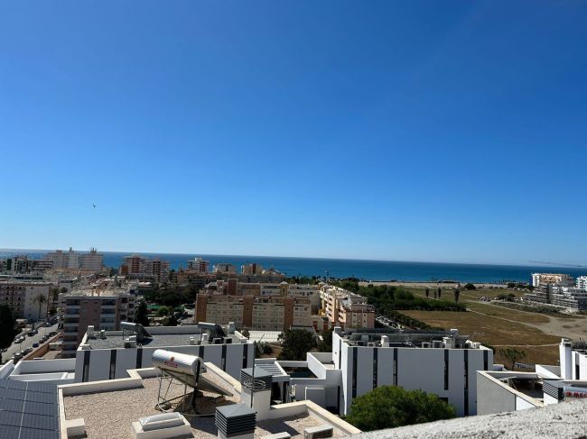 Delvis frittstående hus til salgs i Torre del Mar, Vélez-Málaga