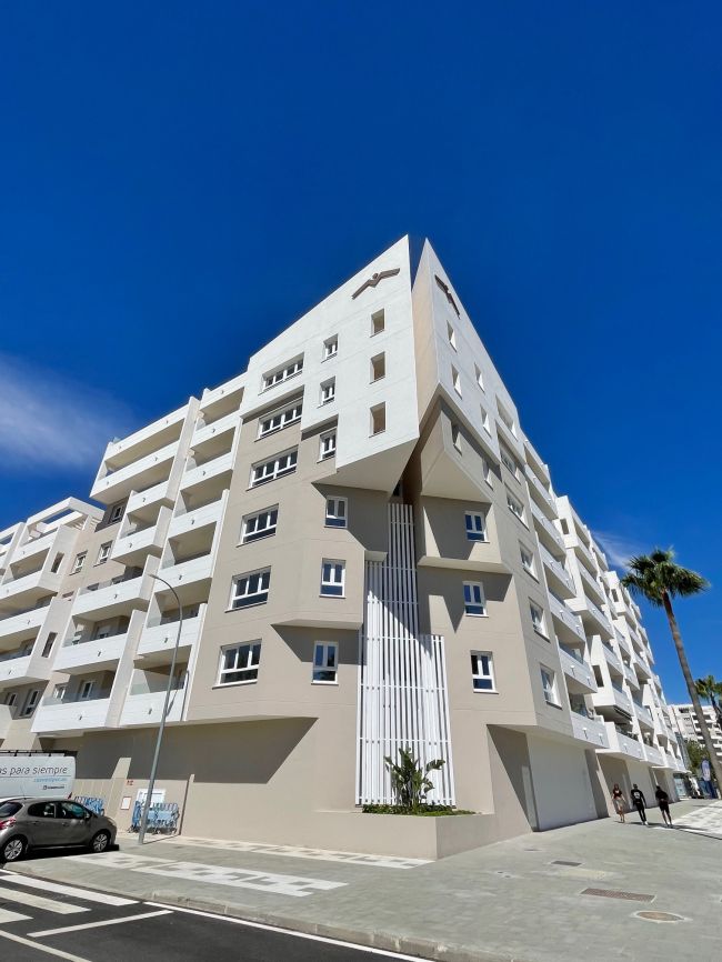 Wohnung zu verkaufen in Nueva Andalucia, Marbella