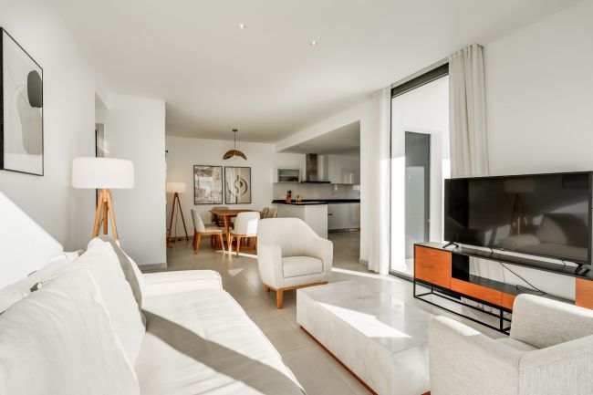 Modern and spacious Townhouse with amazing views located in New Golden Mile.