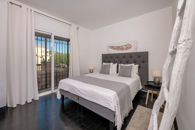 Luksuriøs Duplex Penthouse i Elviria med panorama 360° Terrasse og Prime Beliggenhet