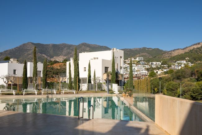 Delvis frittstående hus til salgs i Mijas Pueblo
