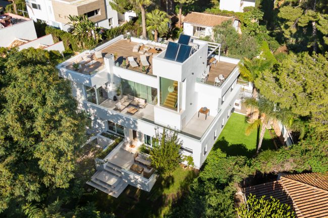 Villa zu verkaufen in Nueva Andalucia, Marbella
