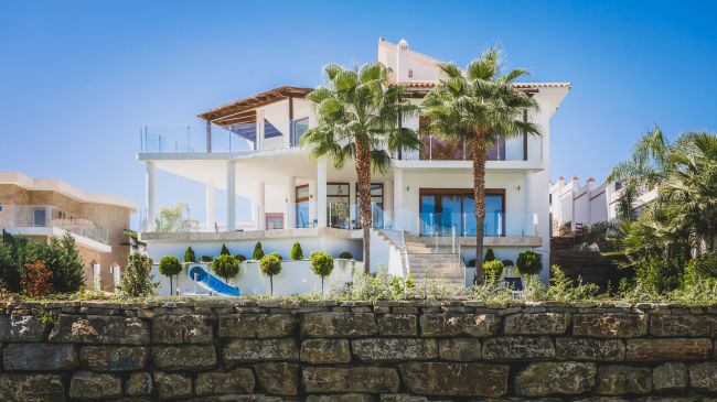 Villa til salgs i Los Flamingos Golf, Benahavis