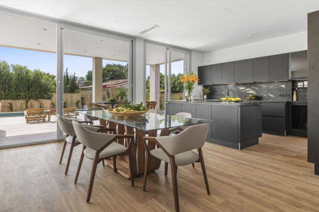 Villa til salgs i Linda Vista Baja, San Pedro de Alcantara