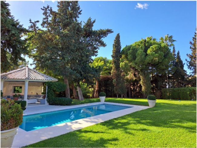 Villa im Verkauf in Sitio de Calahonda, Mijas Costa