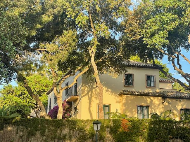 Villa zu verkaufen in Sotogrande Alto