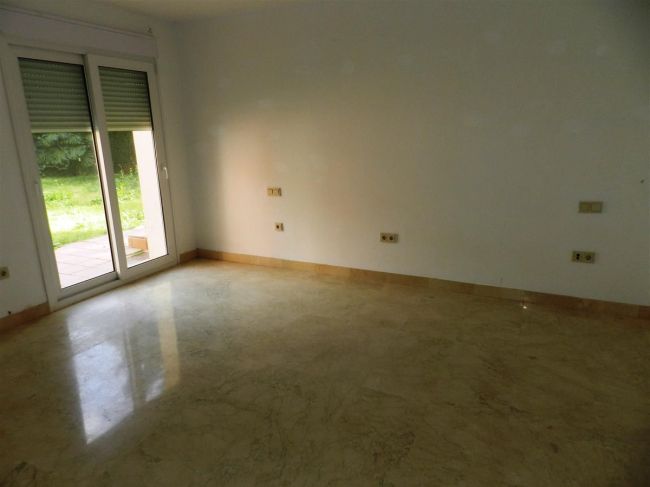 Villa til salgs i Sotogrande Alto