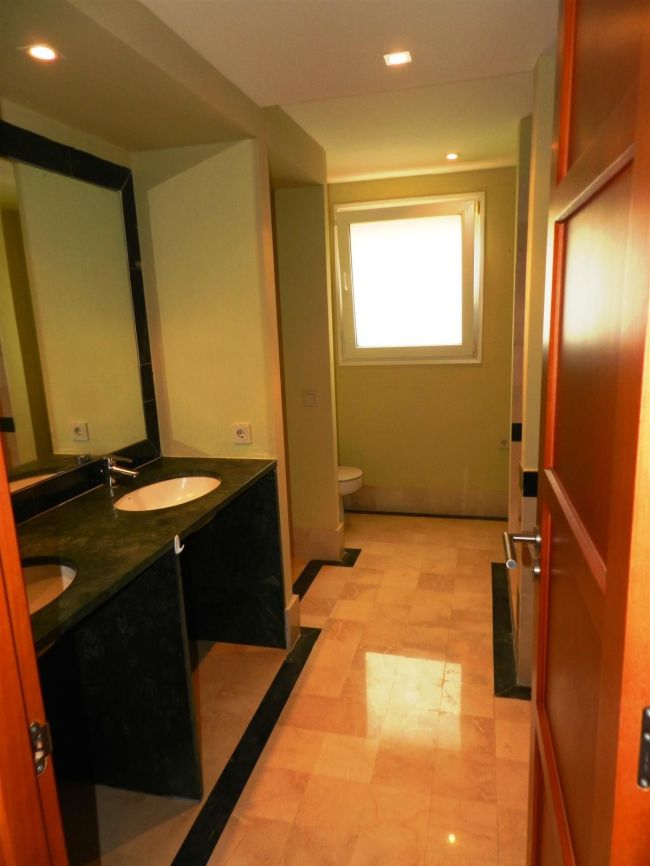 Villa til salgs i Sotogrande Alto