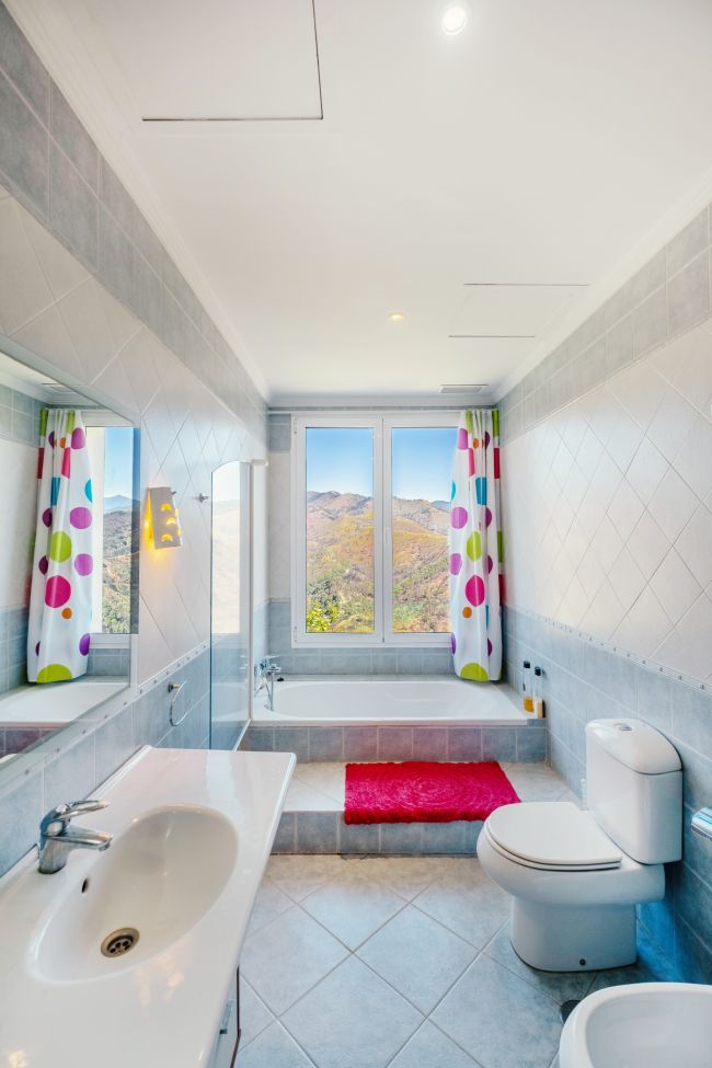 Finca til salgs i Forest Hills, Altos de Estepona