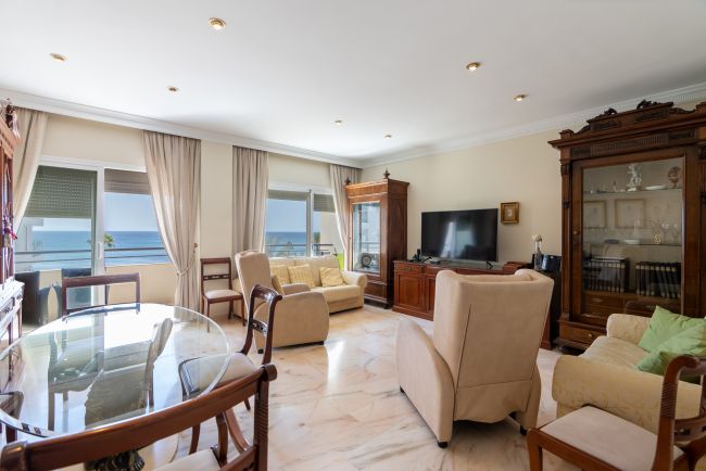 Flat zu verkaufen in Estepona Centre, Estepona Stadt