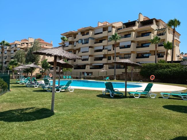 Duplex-Wohnung zu verkaufen in La Resina Golf, Estepona Ost