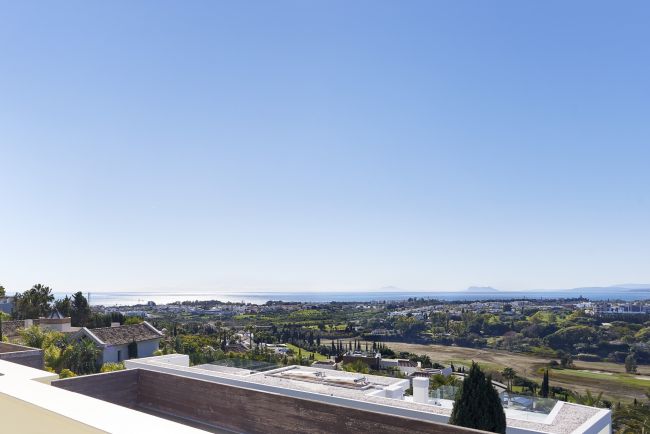 Takvåning till salu i Estepona Öst