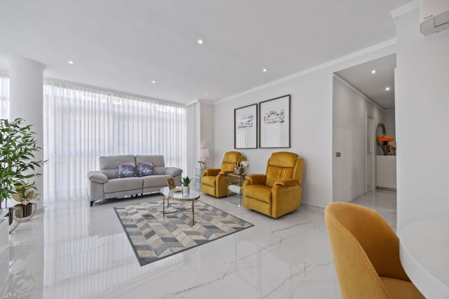 Wohnung zu verkaufen in Marbella Centro, Marbella Town