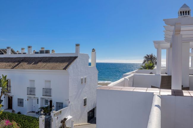 Reihenhaus zu verkaufen in El Saladillo, Estepona Ost