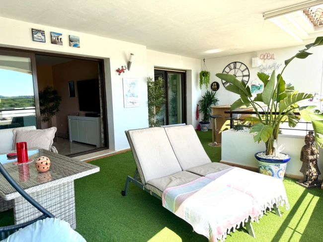 Wohnung zu verkaufen in Casares Golf