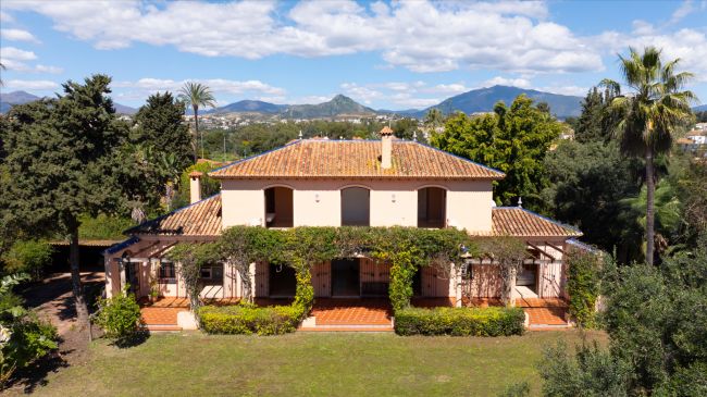 Villa zu verkaufen in Paraiso Barronal, Estepona Ost