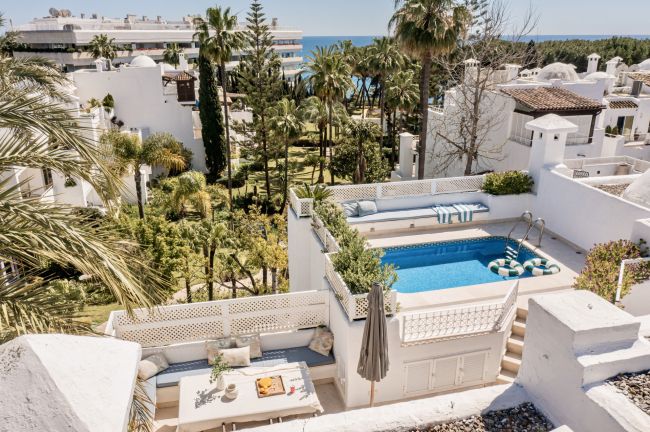 Zweistöckiges Penthouse zu verkaufen in Marbella Goldene Meile
