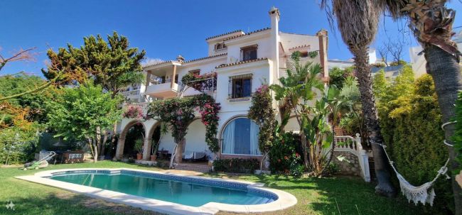 Villa for sale in Malaga - Este