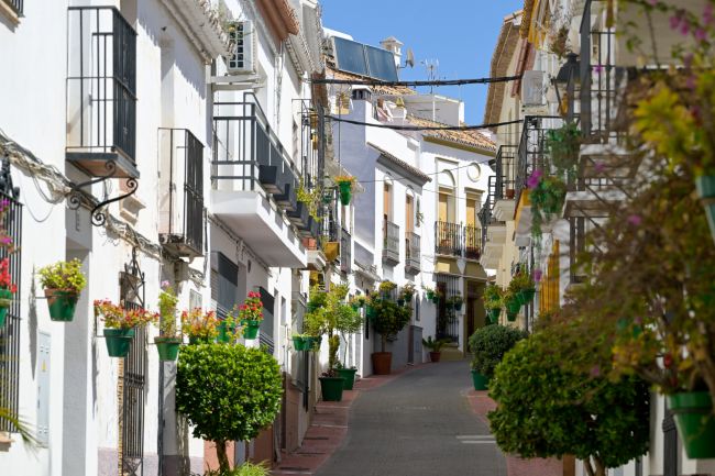 Hus til salgs i Estepona by
