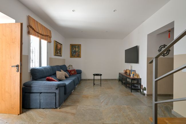 Hus til salgs i Estepona by