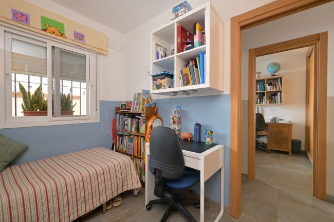 Hus til salgs i Estepona by