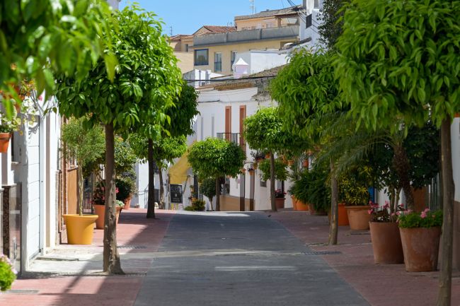 Hus til salgs i Estepona by