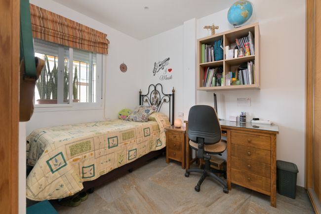 Hus til salgs i Estepona by