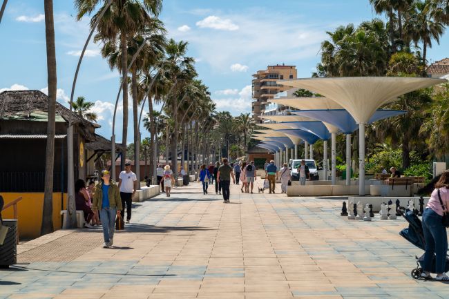 Hus til salgs i Estepona by