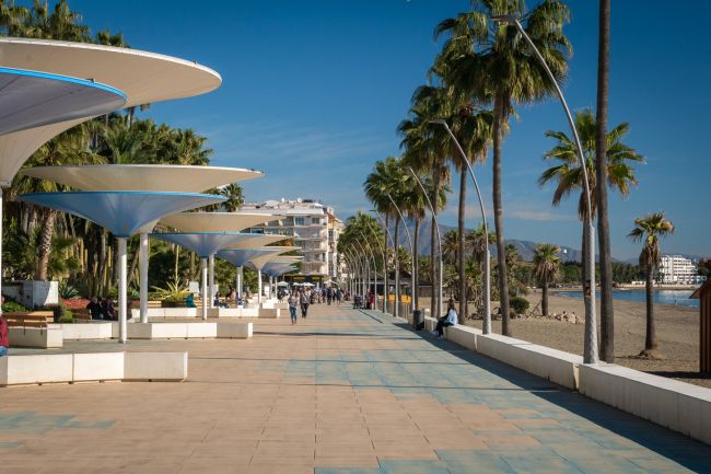 Hus til salgs i Estepona by