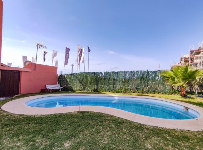 Erdgeschosswohnung zu verkaufen in El Padron, Estepona Ost