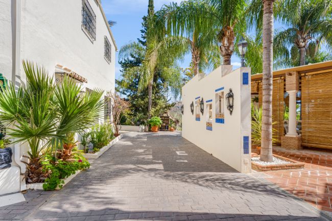 Fly til Paradis på vår Boutique Hotelltilbud i Benalmádena