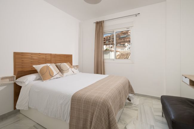 TOWN HOUSE INVESTERING OPPORTUNITY – LICENSED FOR HOLIDAY RENTALS