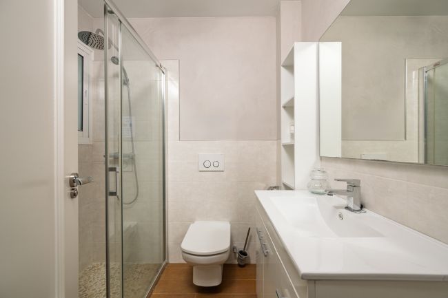 TOWN HOUSE INVESTERING OPPORTUNITY – LICENSED FOR HOLIDAY RENTALS